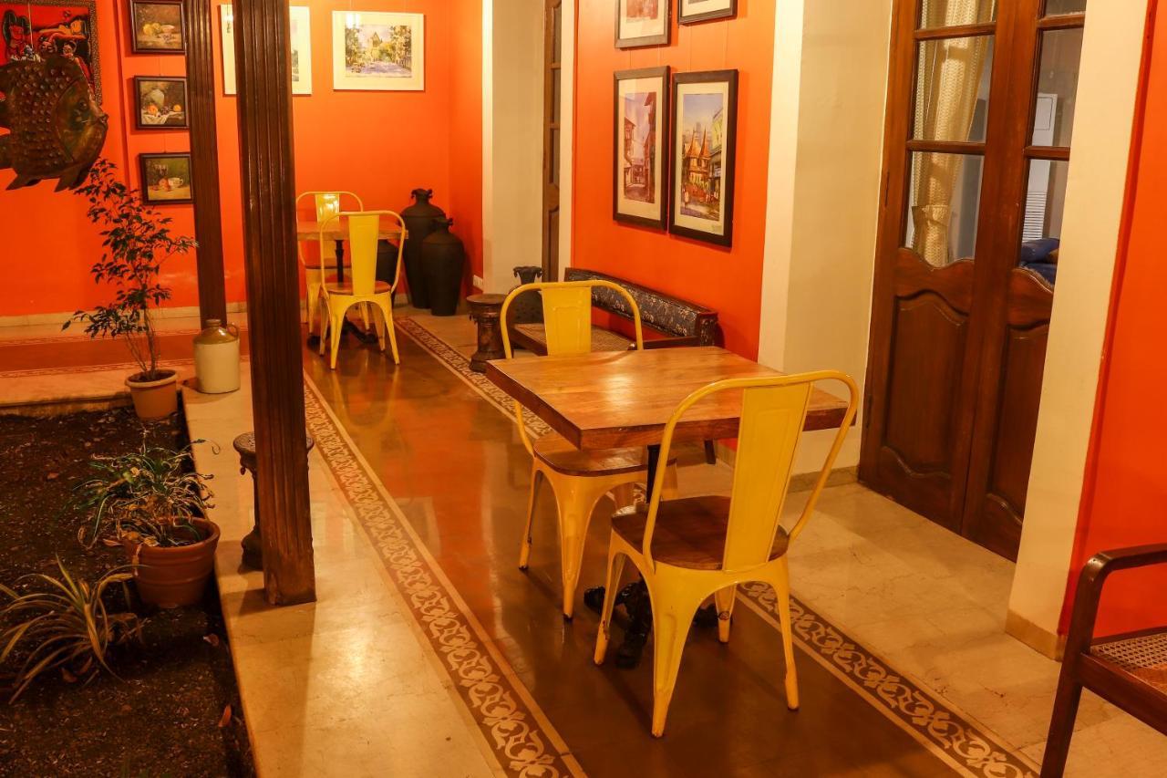Surya Kiran Heritage Hotel Panadzsi Kültér fotó