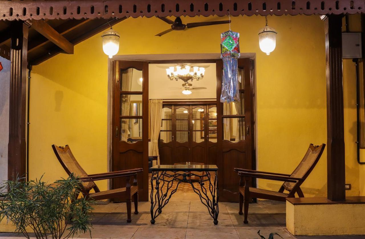 Surya Kiran Heritage Hotel Panadzsi Kültér fotó