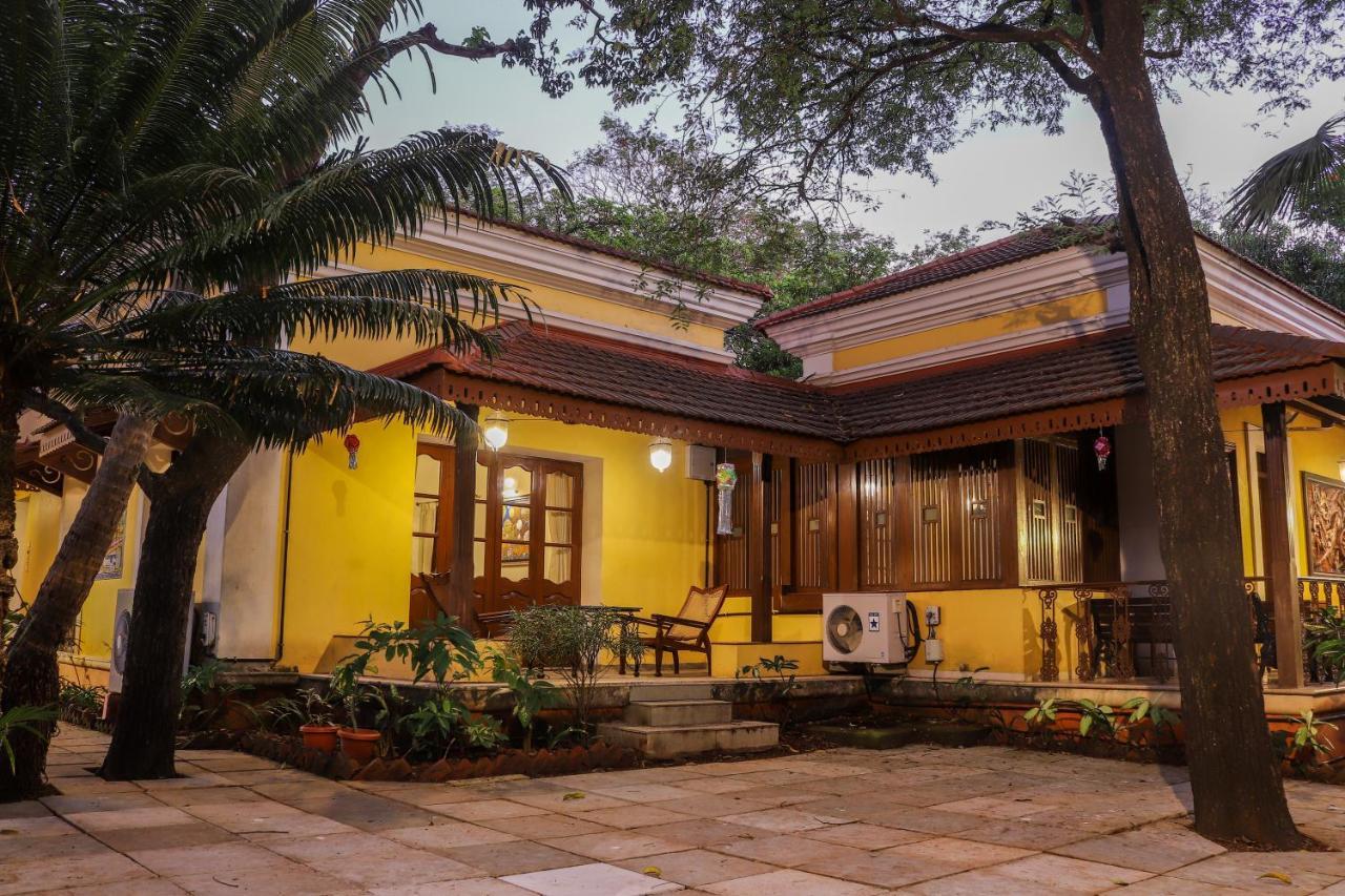 Surya Kiran Heritage Hotel Panadzsi Kültér fotó